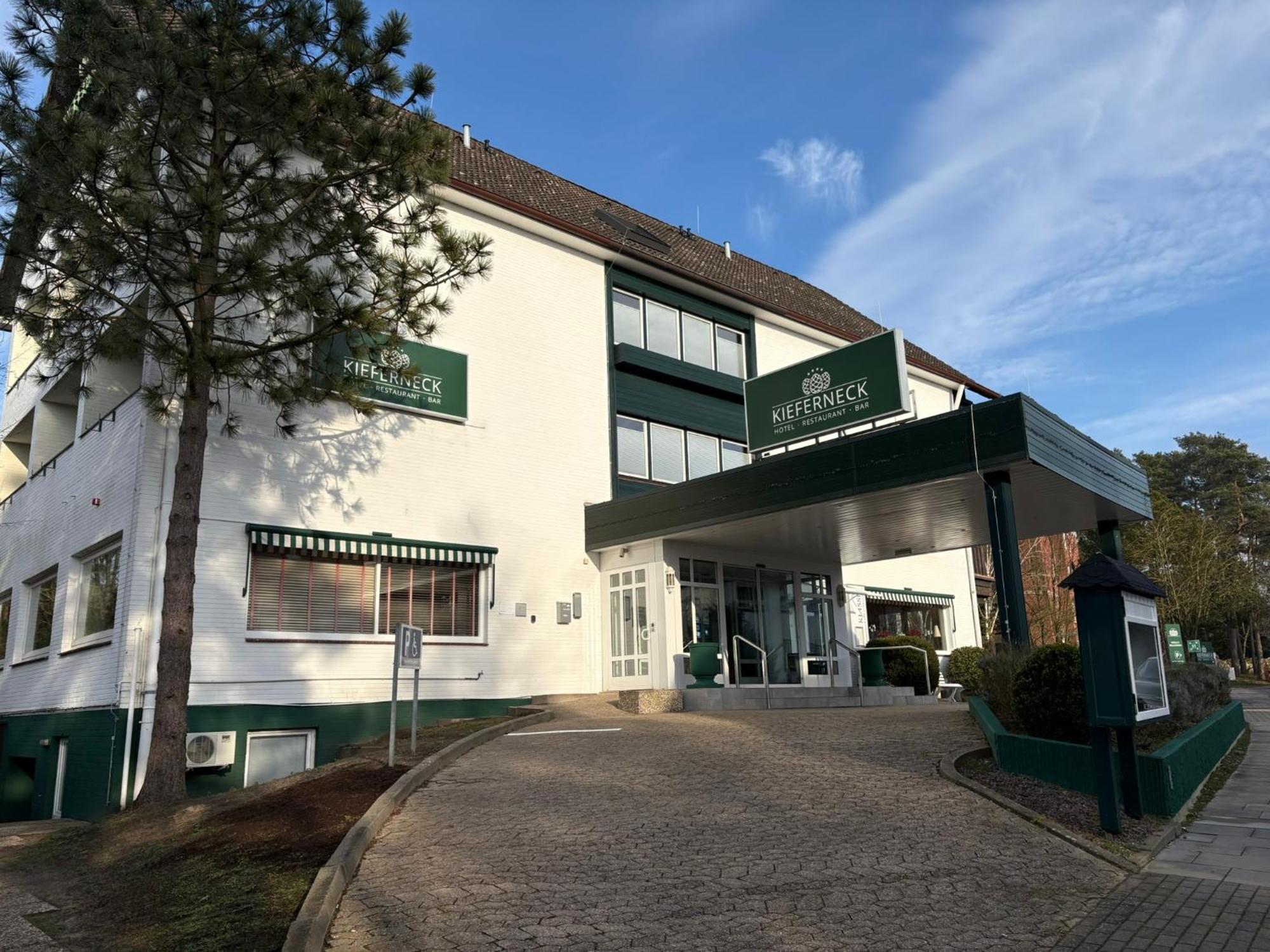 Hotel Kieferneck Bad Bevensen Bagian luar foto